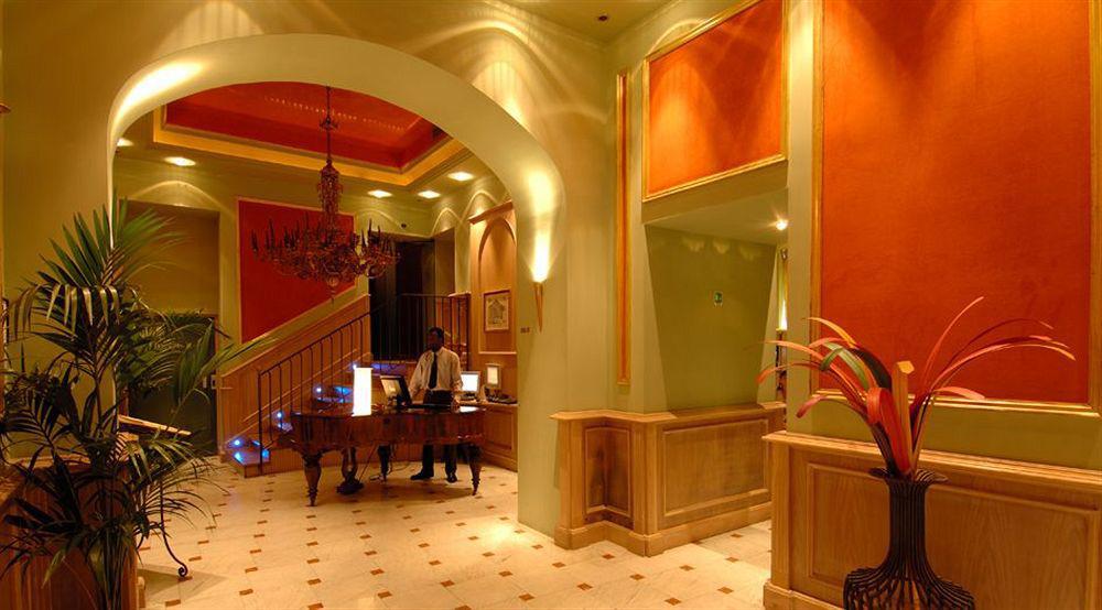 Hotel Royal CTA Interior foto